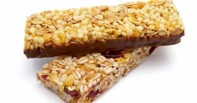 Barrinha de cereal nem sempre é opção mais saudável de lanche.